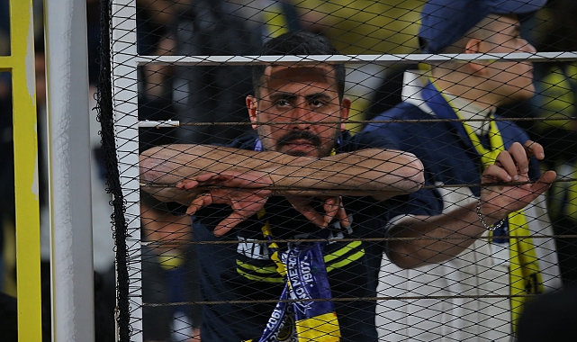 Beşiktaş yenilgisi sonrası Fenerbahçeli taraftarlar büyük üzüntü yaşadı