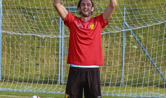 Göztepe'ye iki sambacı geliyor